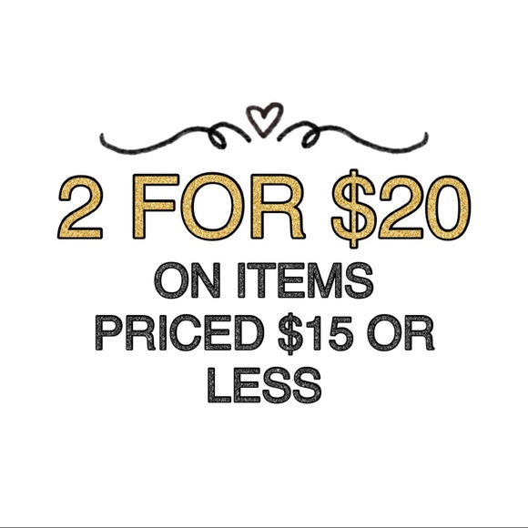 White medium to large adidas t-shirt - Picture 8 of 8